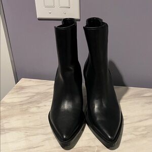 Zara leather Black Pointed Toe Ankle Boots - Women